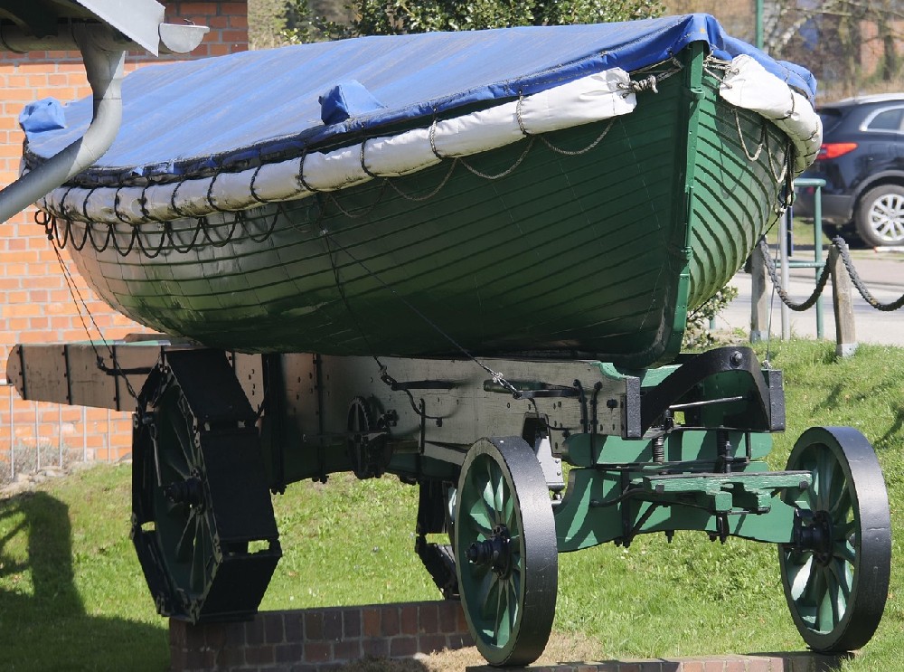 深度揭秘！成都拖車救援費用全攻略與避坑指南